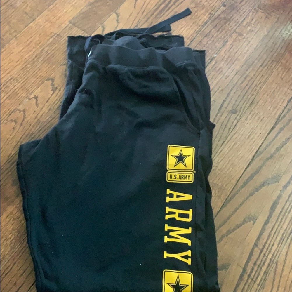 Army sweatpants